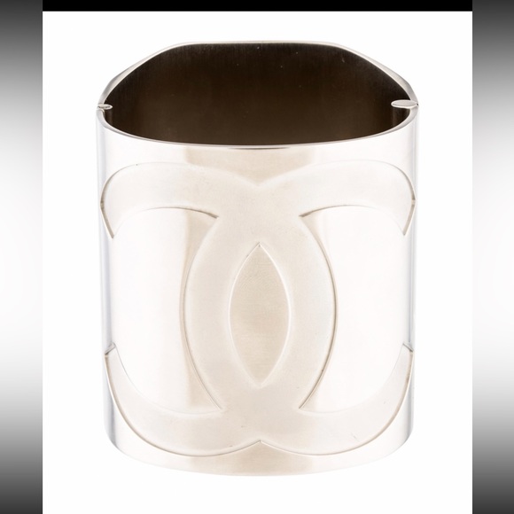 AUTHENTIC Chanel Sky Mirror Bangle - Picture 5 of 10